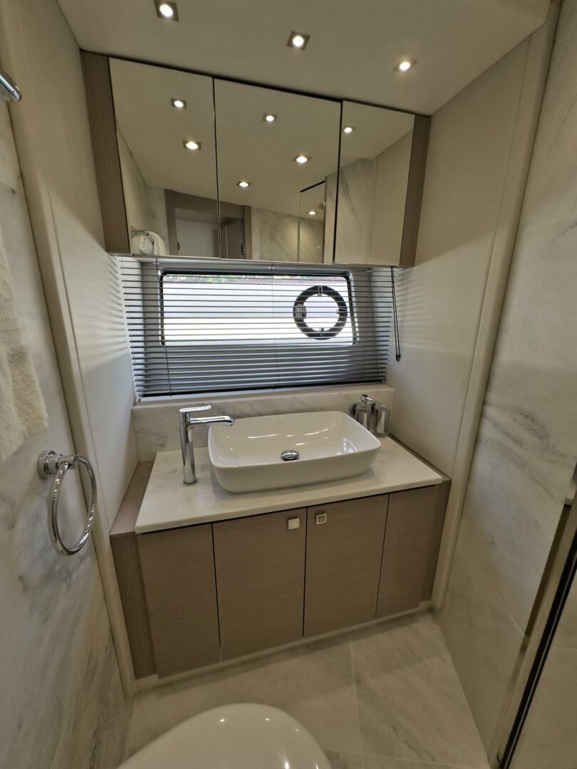 74ft Sunseeker Yacht For Sale