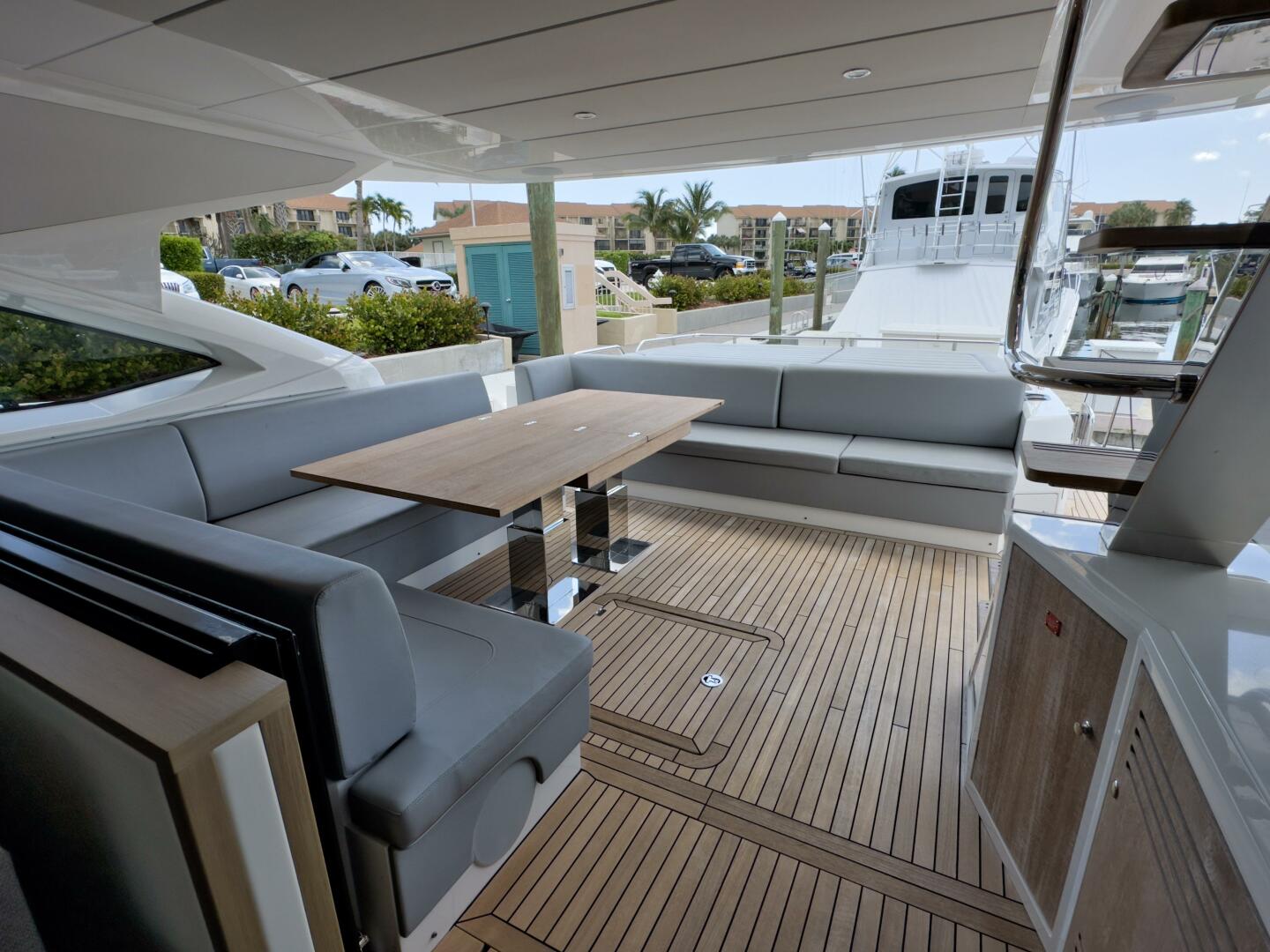 74ft Sunseeker Yacht For Sale