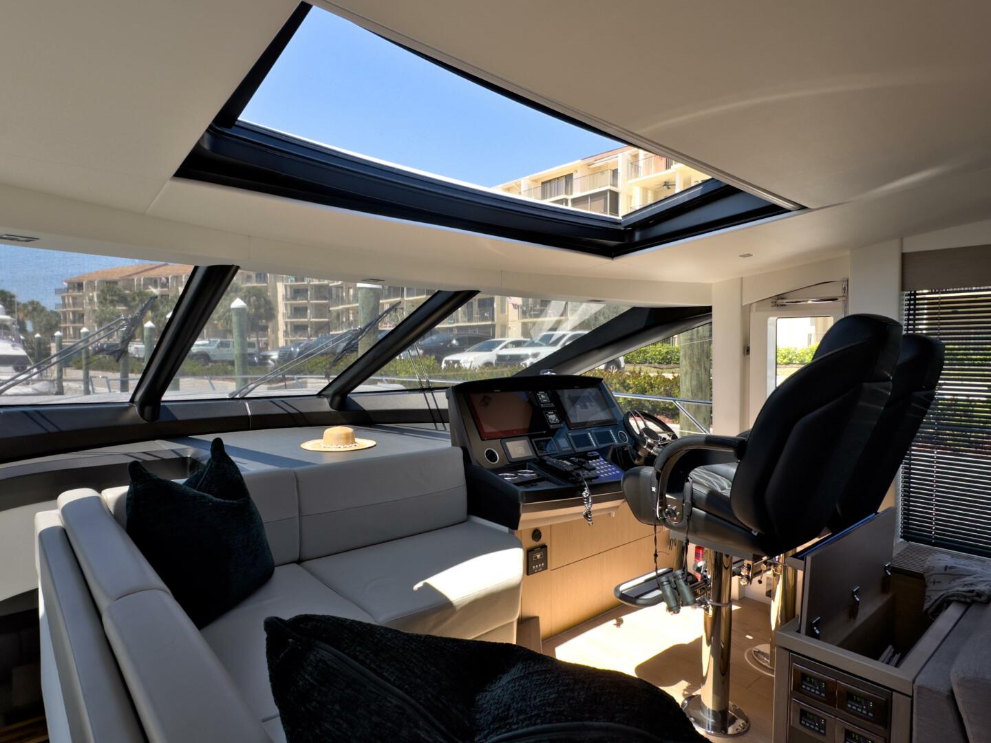 74ft Sunseeker Yacht For Sale