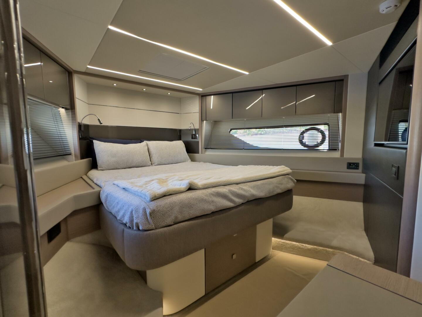 74ft Sunseeker Yacht For Sale