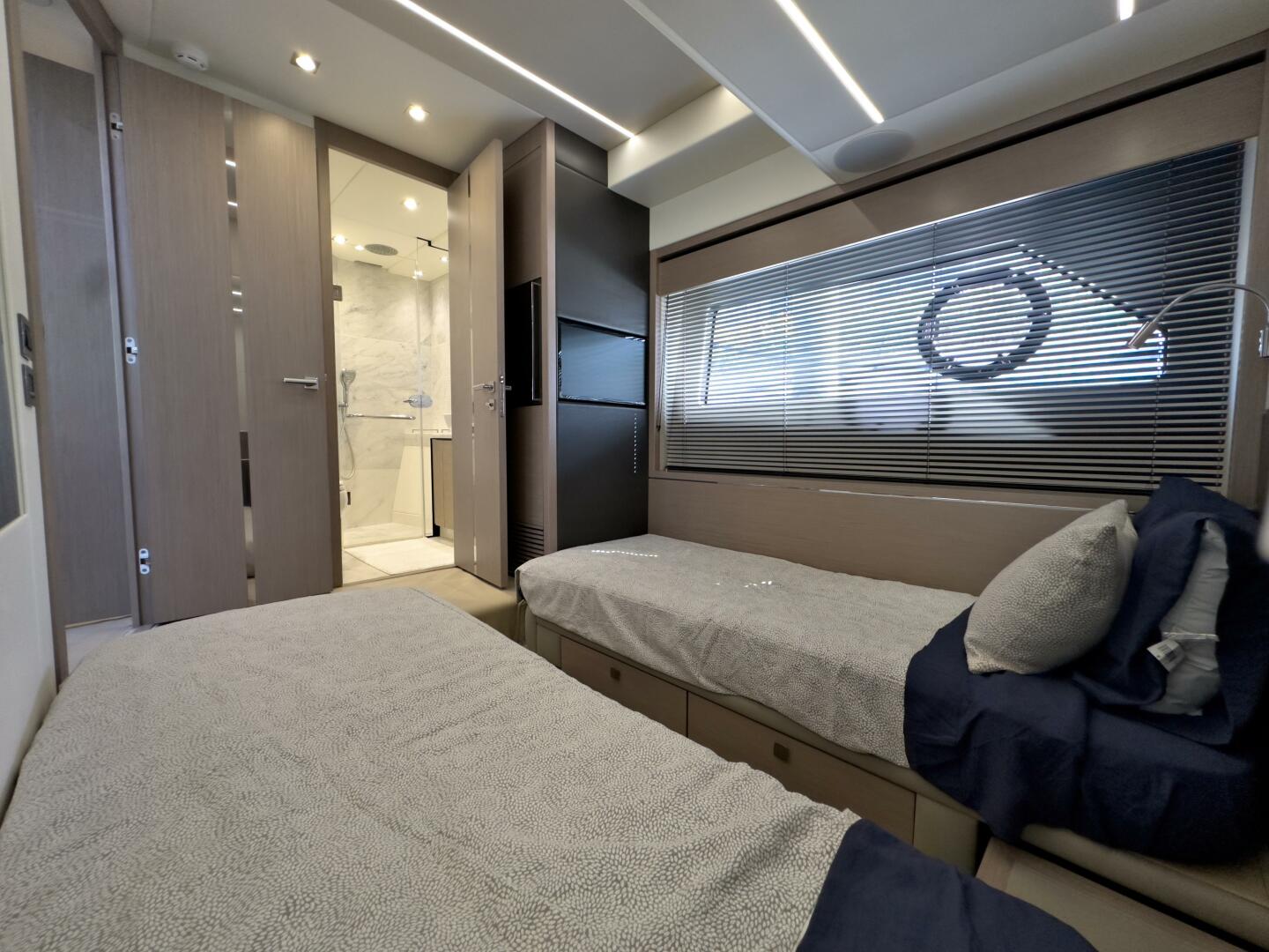 74ft Sunseeker Yacht For Sale
