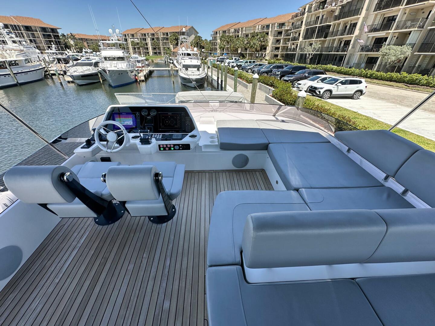74ft Sunseeker Yacht For Sale