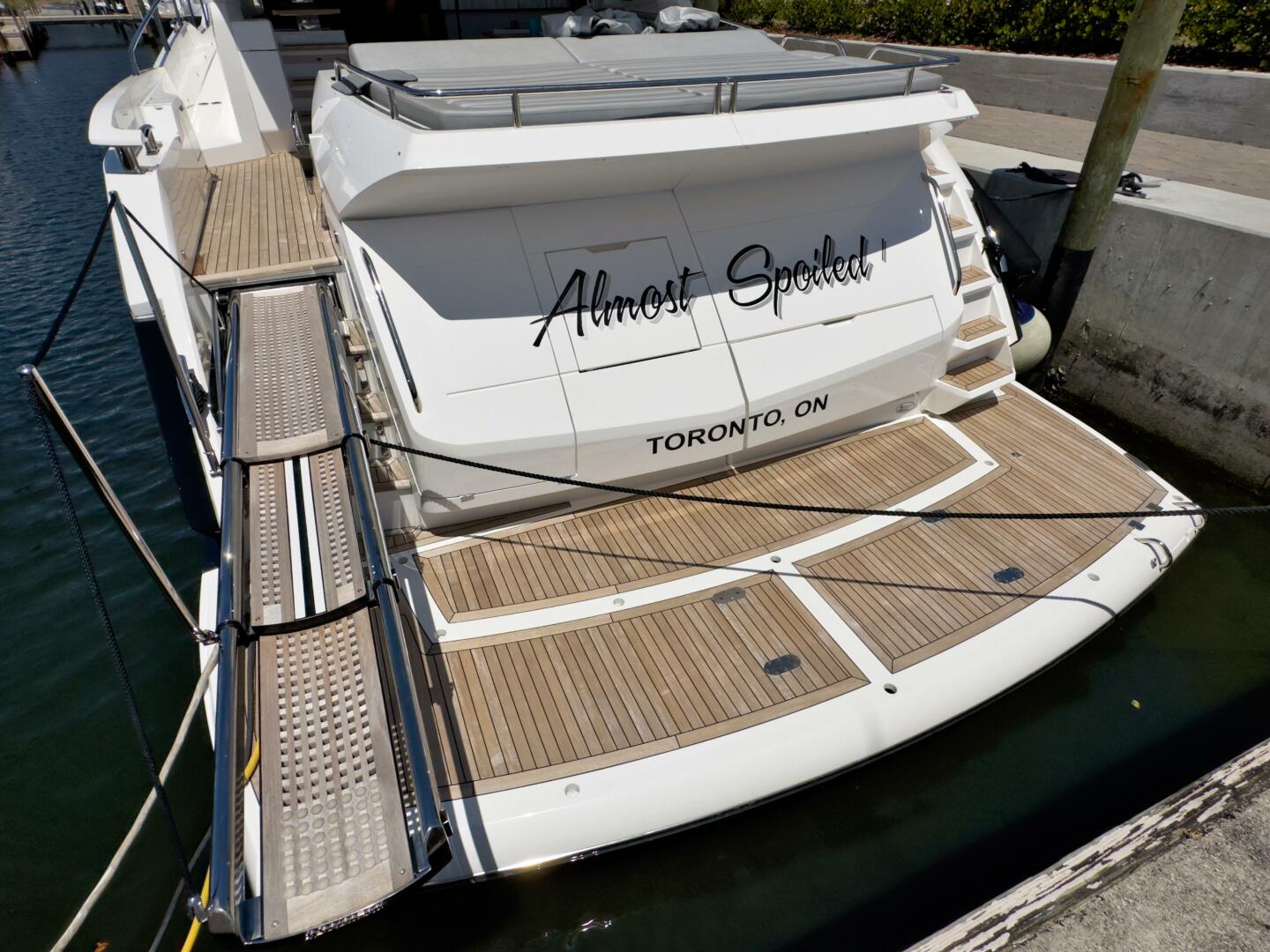 74ft Sunseeker Yacht For Sale