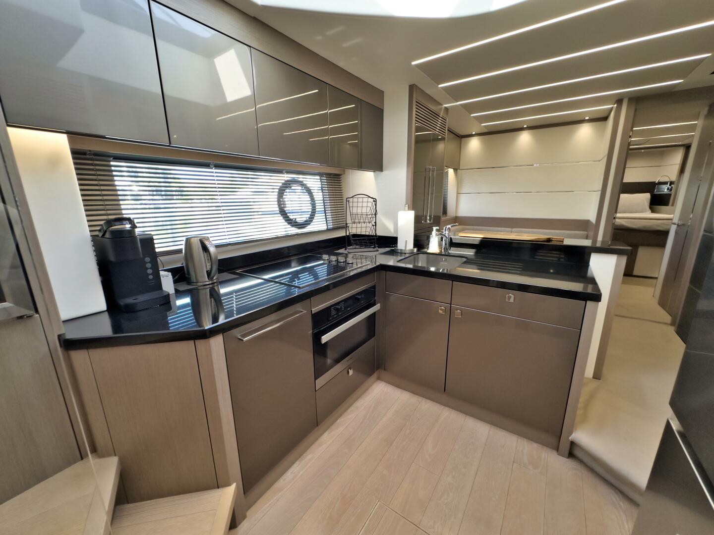 74ft Sunseeker Yacht For Sale