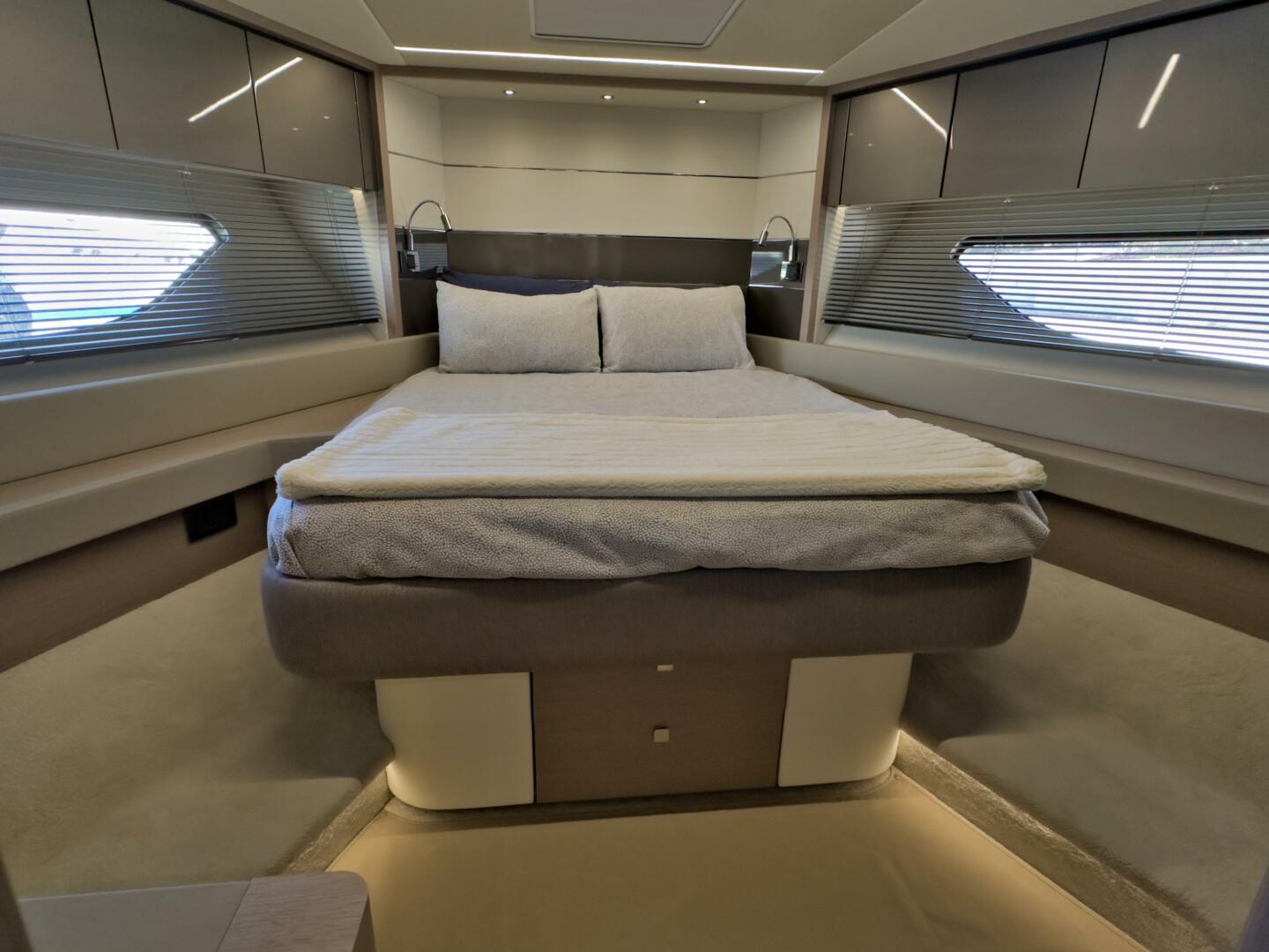 74ft Sunseeker Yacht For Sale