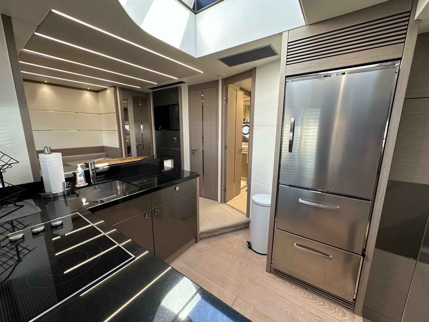 74ft Sunseeker Yacht For Sale