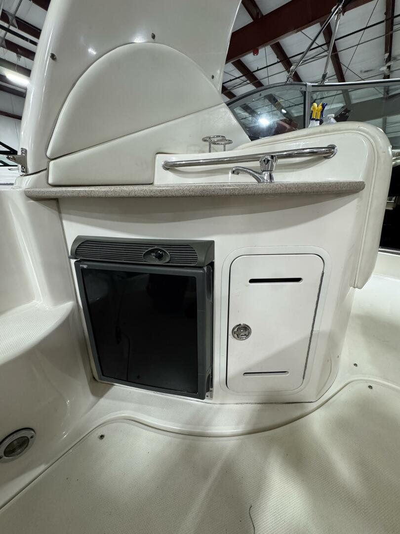 35ft Sea Ray Yacht For Sale