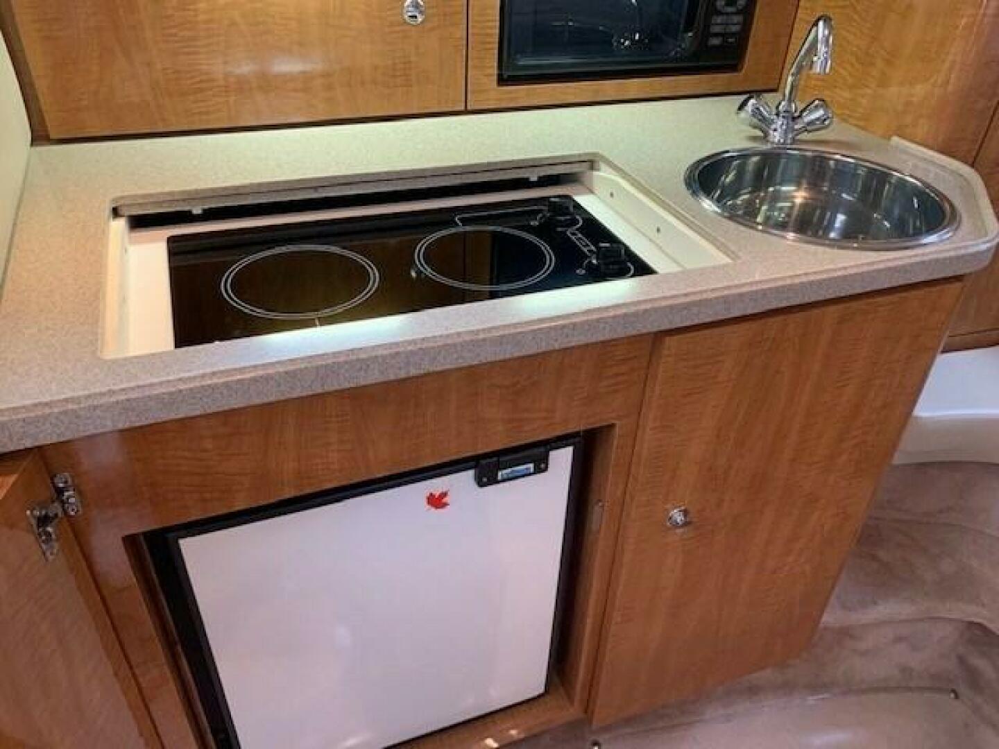 31ft Regal Yacht For Sale