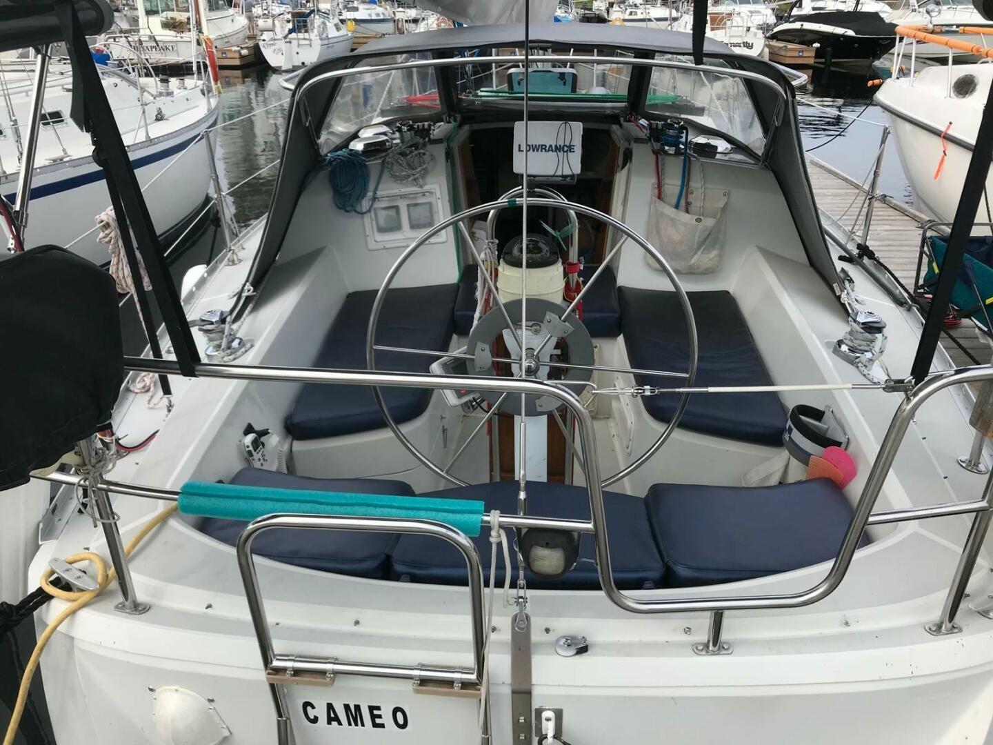 32ft O Day Yacht For Sale