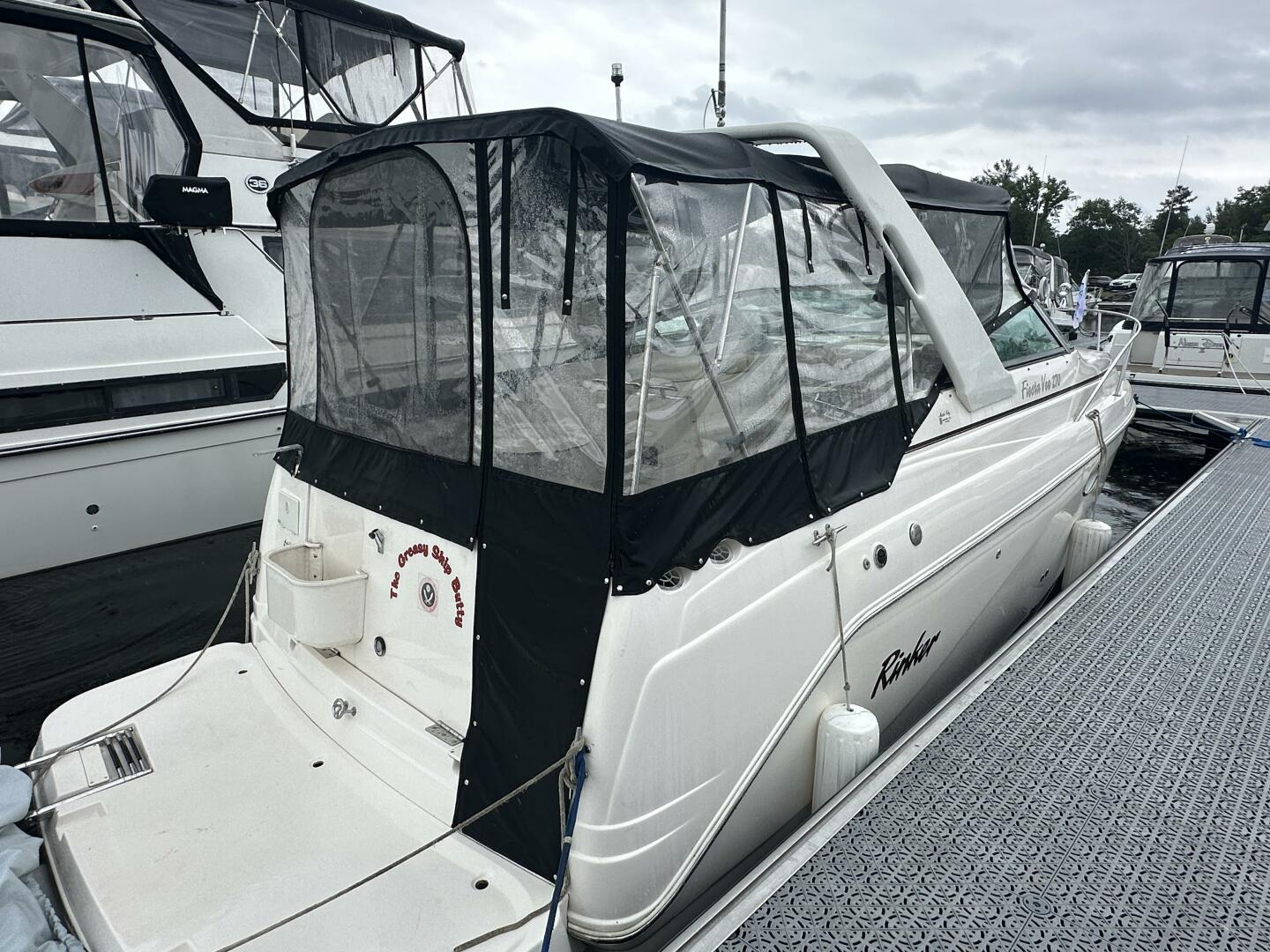 30ft Rinker Yacht For Sale
