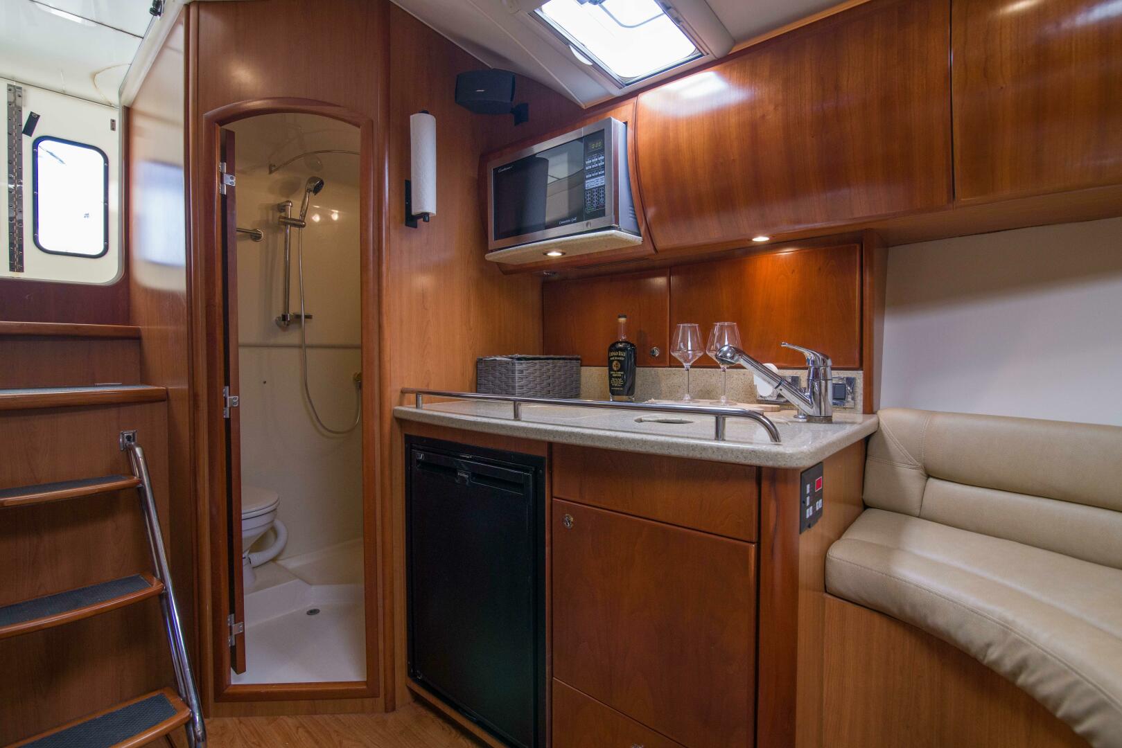 Date Night Keeping It Reel 37ft Luhrs Yacht For Sale