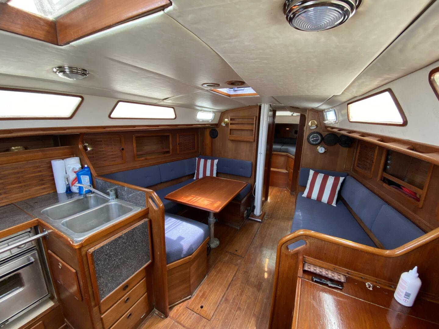 Windsprint 36ft Sabre Yacht For Sale