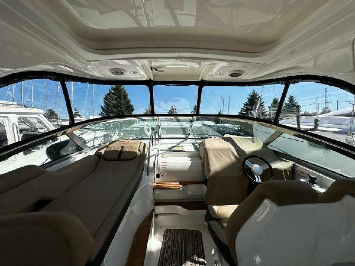 FOGO 35ft Sea Ray Yacht For Sale