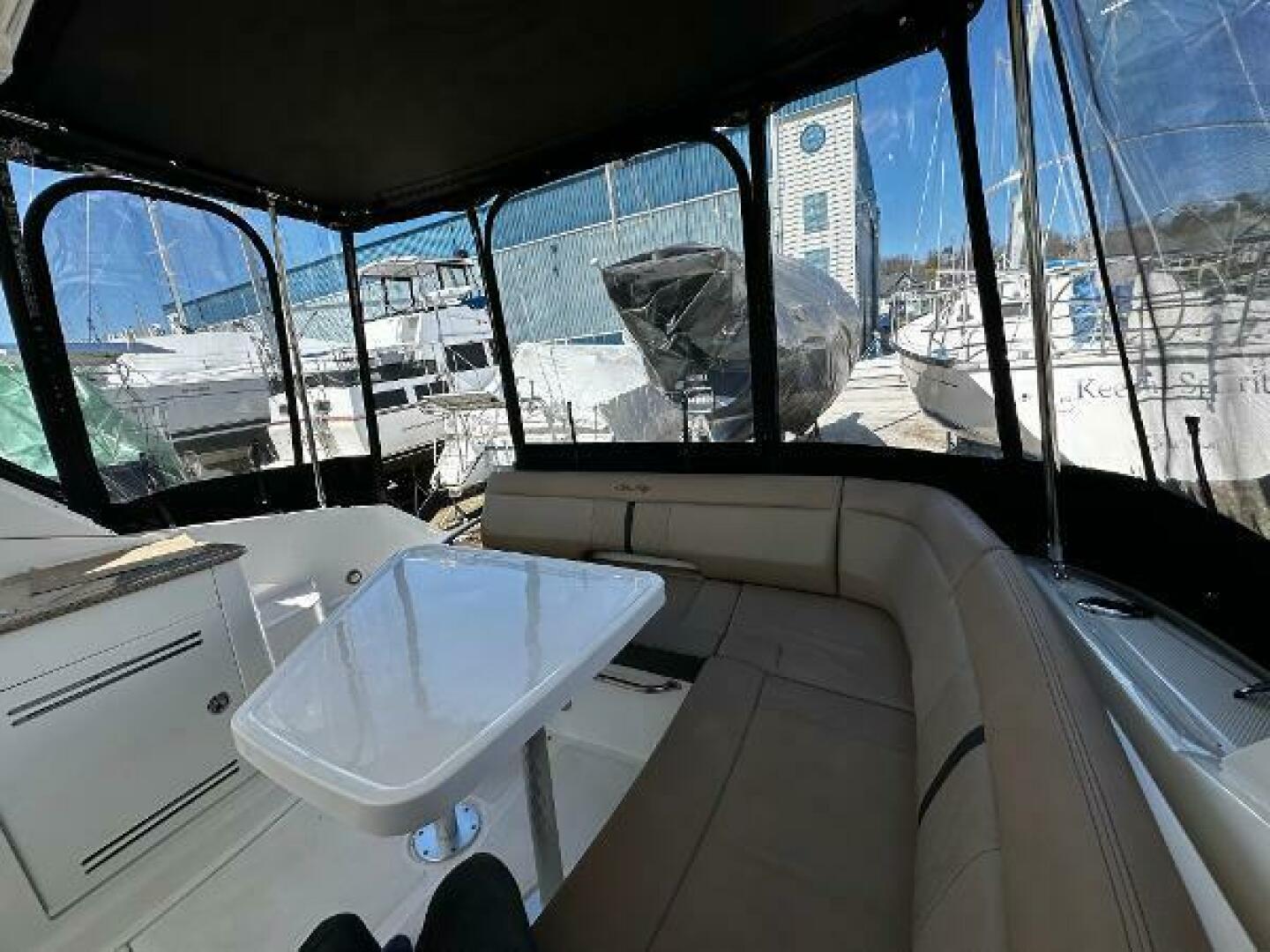 FOGO 35ft Sea Ray Yacht For Sale