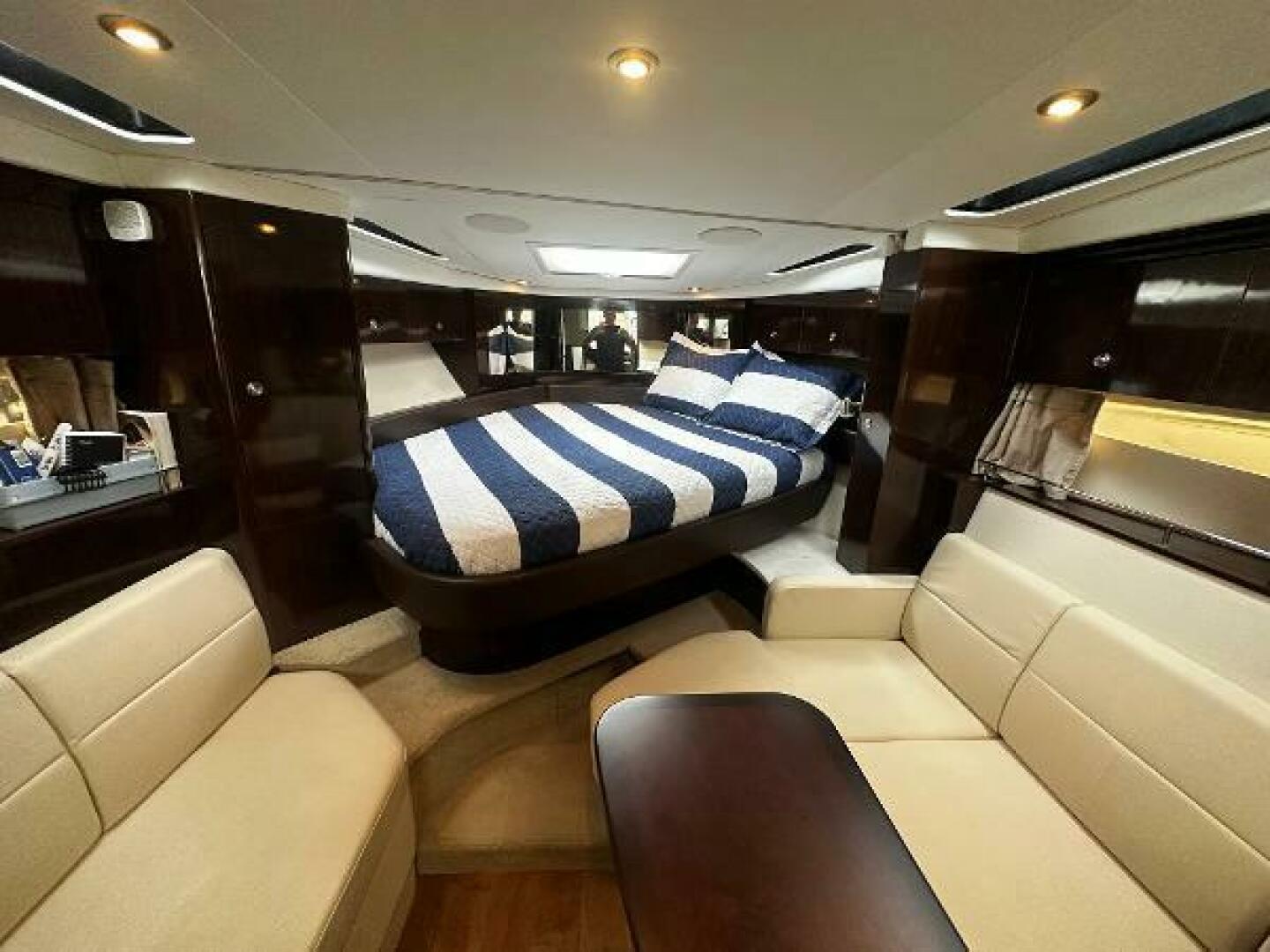 FOGO 35ft Sea Ray Yacht For Sale