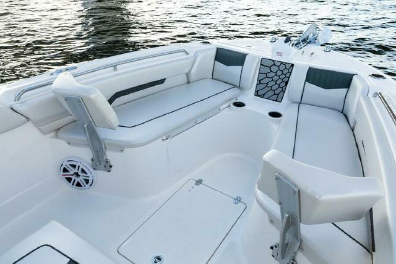 2023 Wellcraft 222F