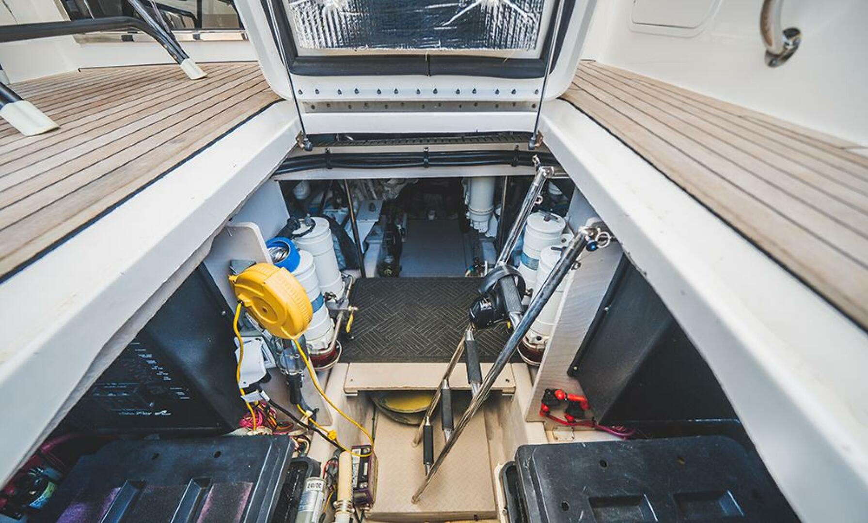 Tenne Sea N 58ft Sea Ray Yacht For Sale