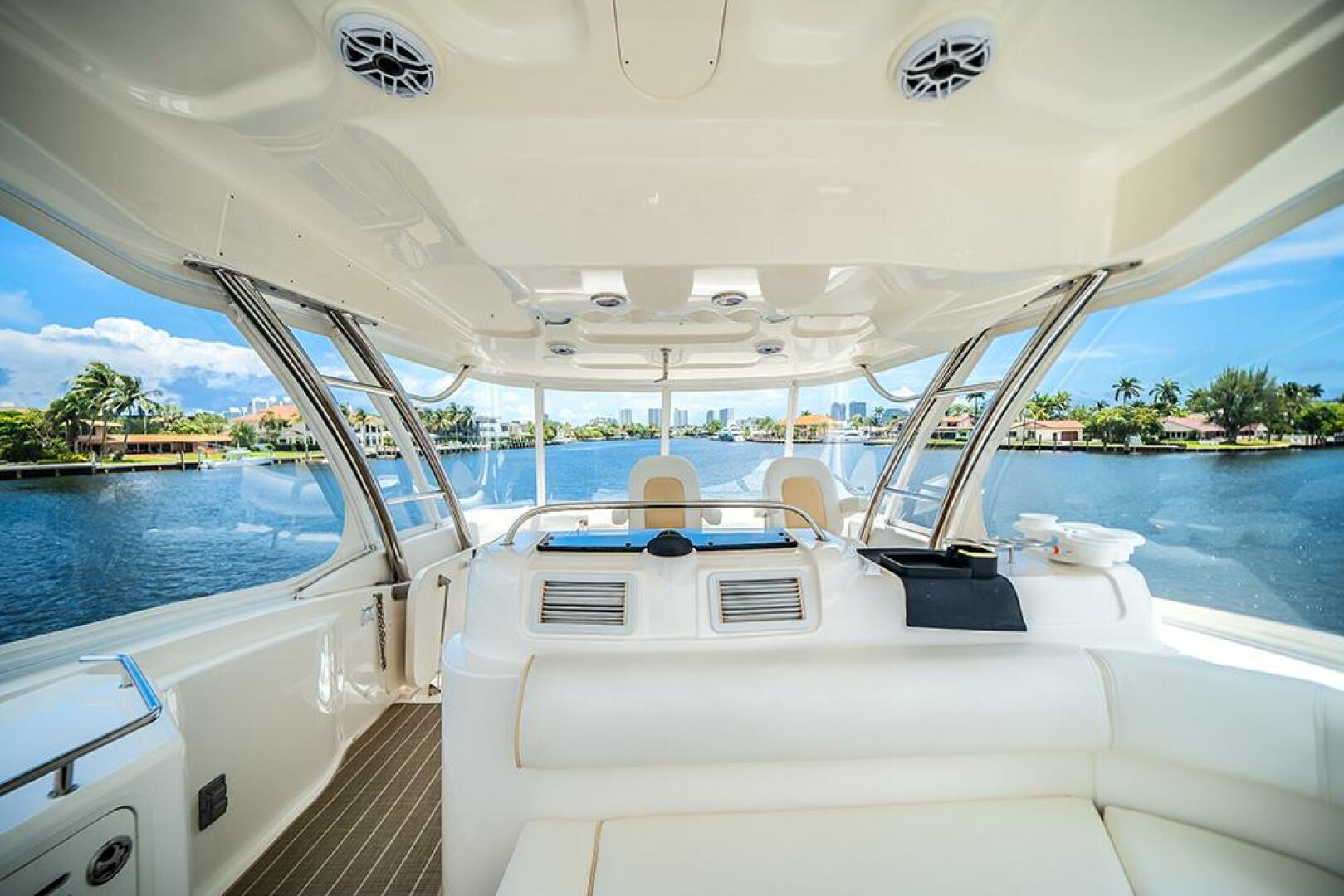 Flybridge looking fwd