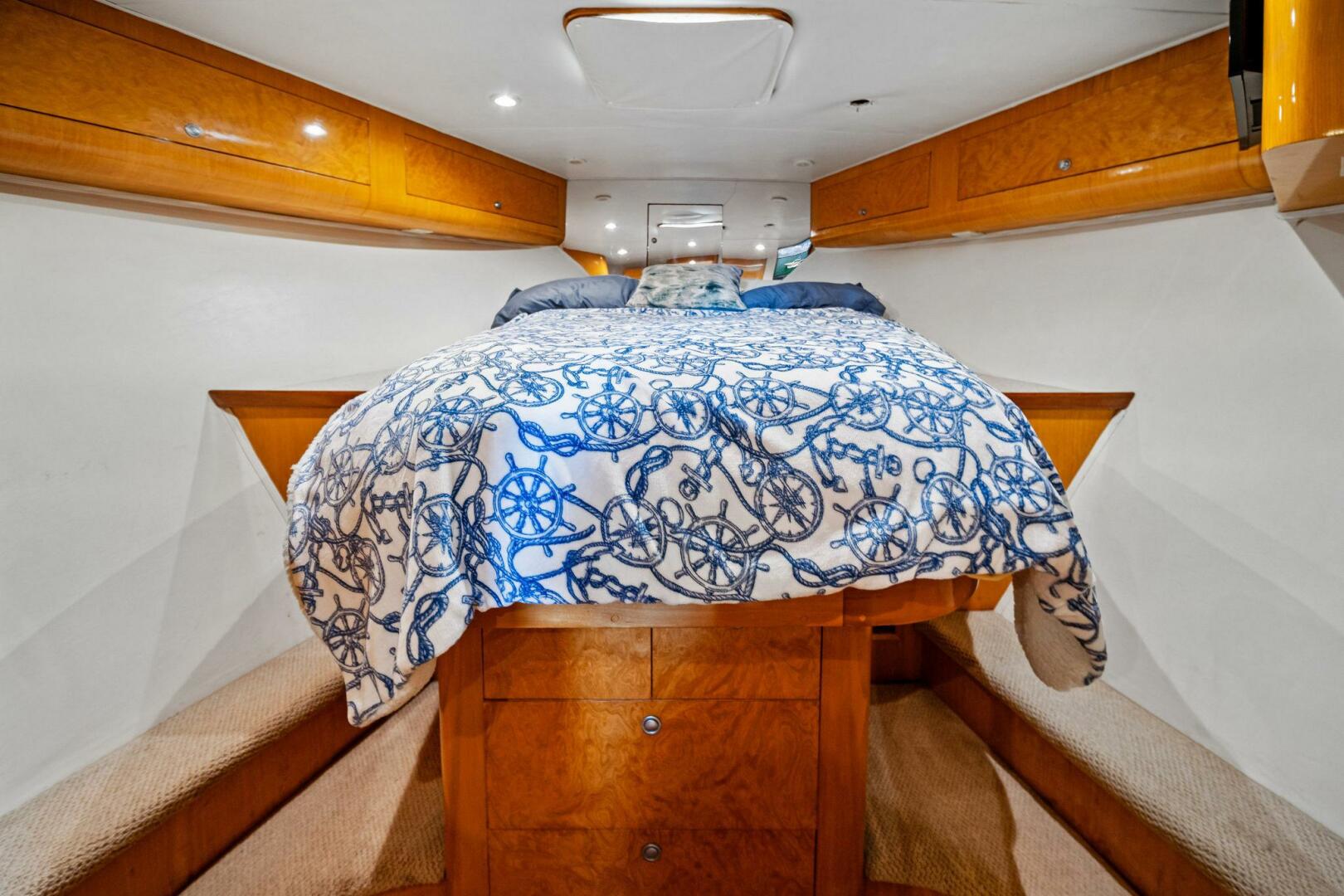 1999 Buddy Davis 52 Express 'Miss Josie'