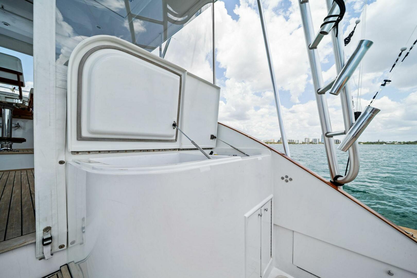 1999 Buddy Davis 52 Express 'Miss Josie'