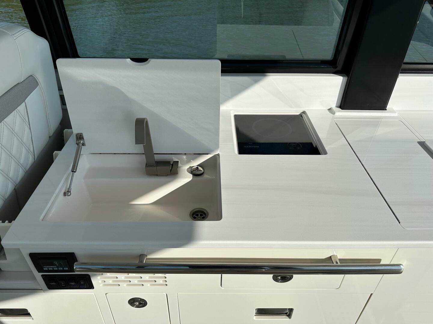 2021 Regal 36XO- Grilling Station