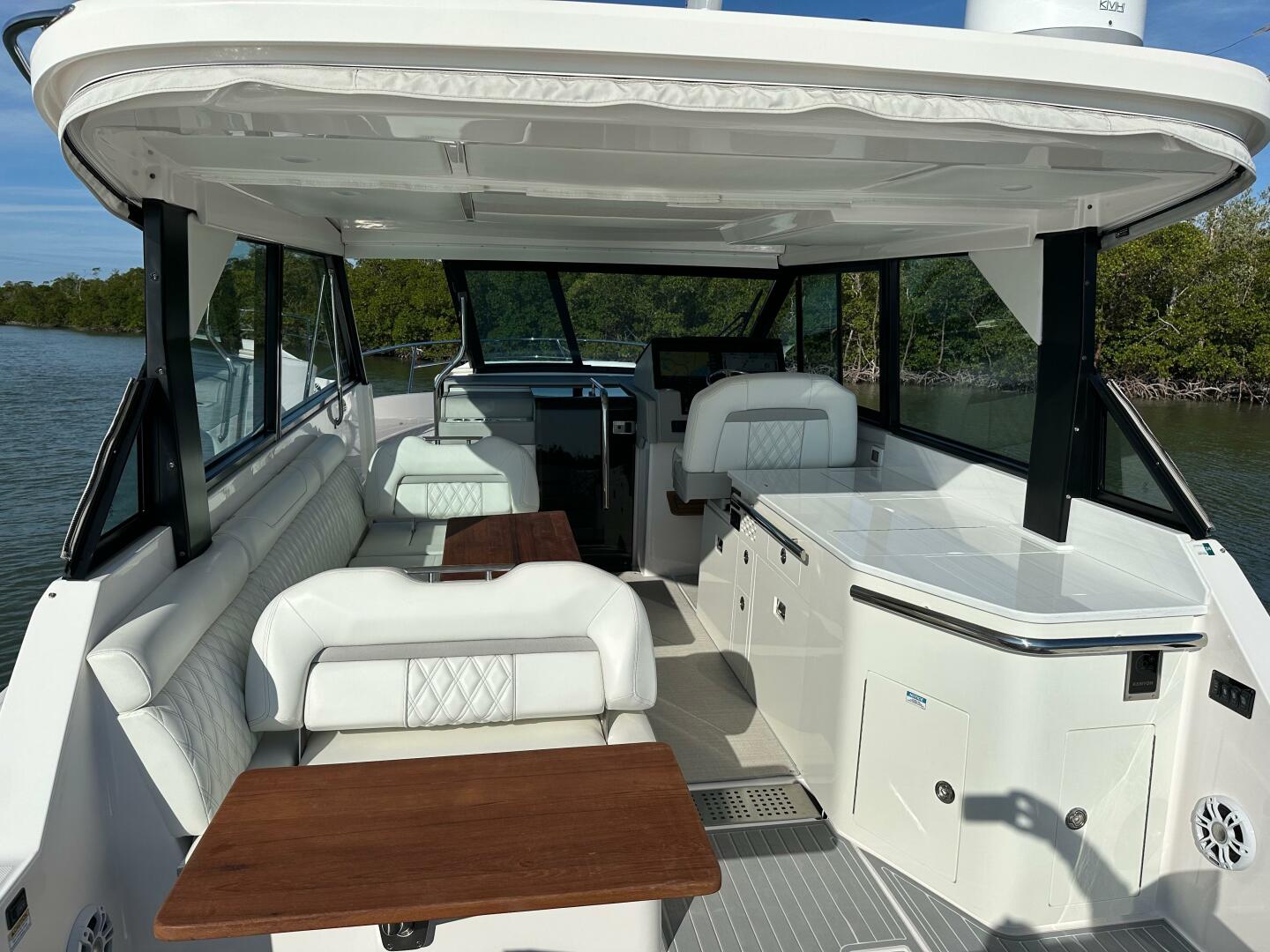 2021 Regal 36XO- Salon