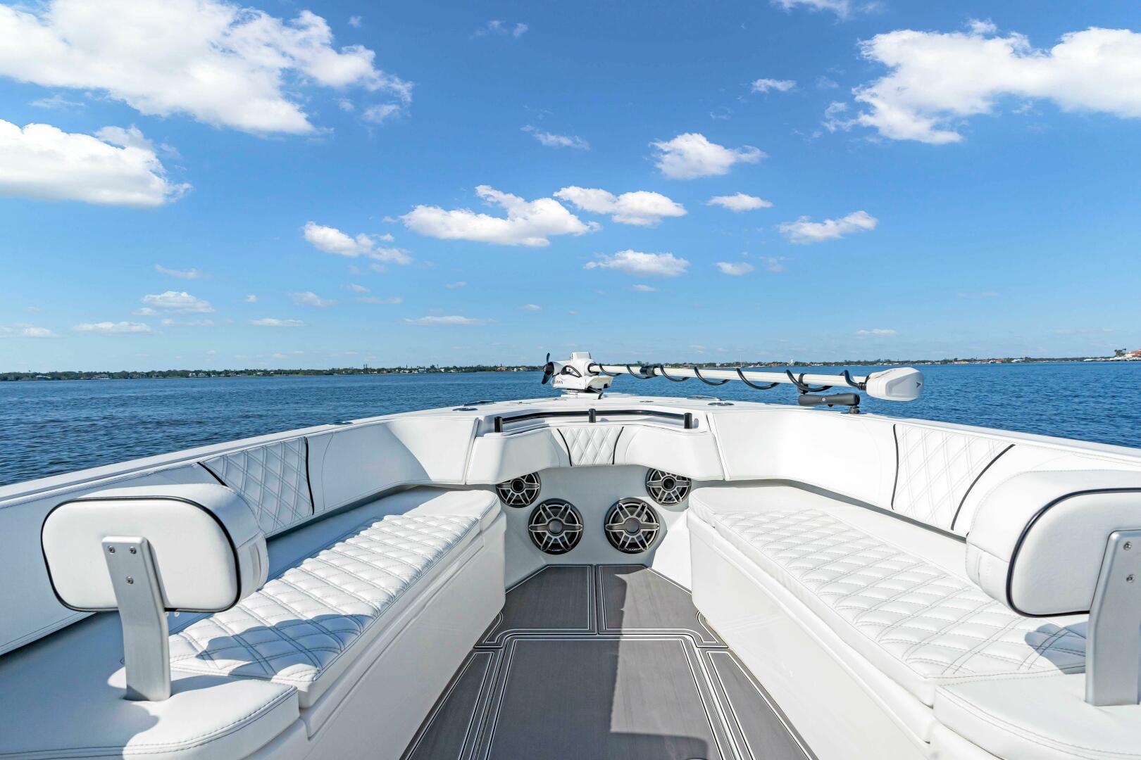Contender Yacht Tender 32ST 32ft Contender Yacht For Sale