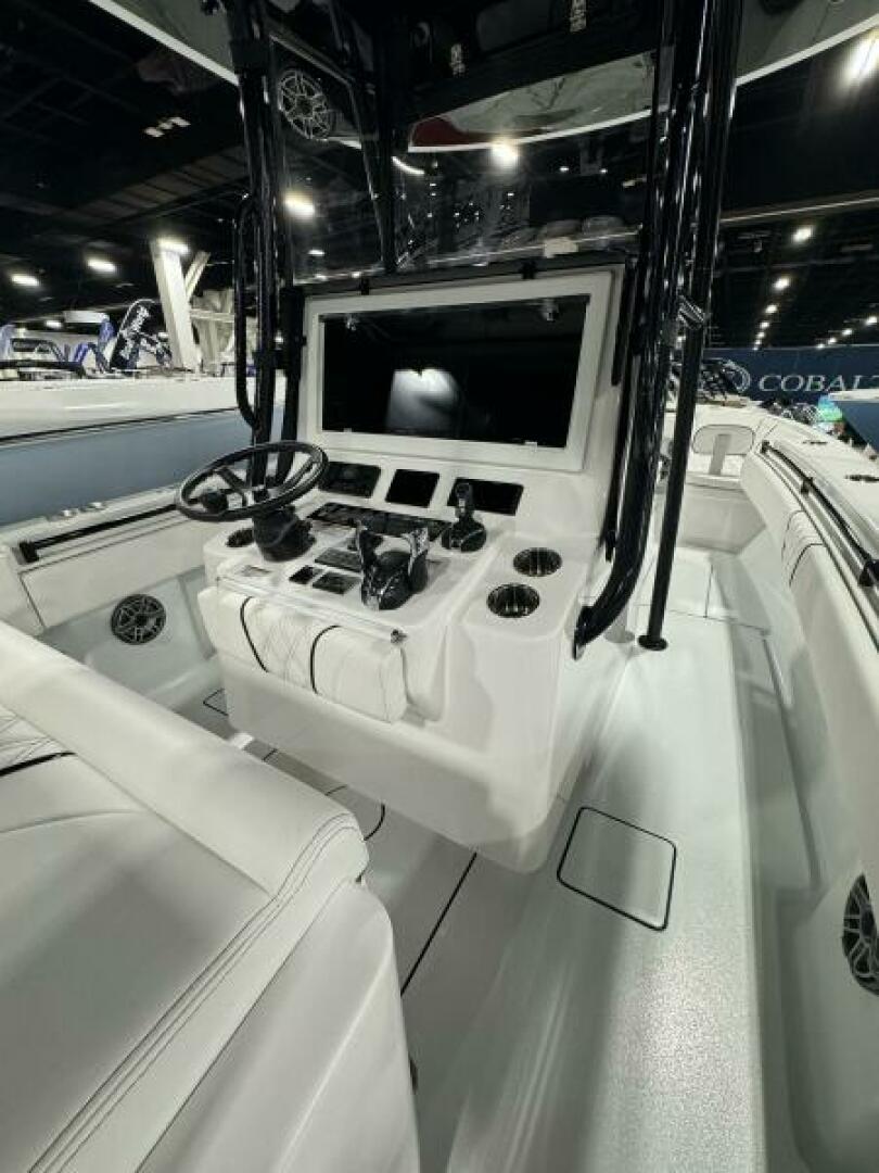 Contender Yacht Tender 32ST 32ft Contender Yacht For Sale