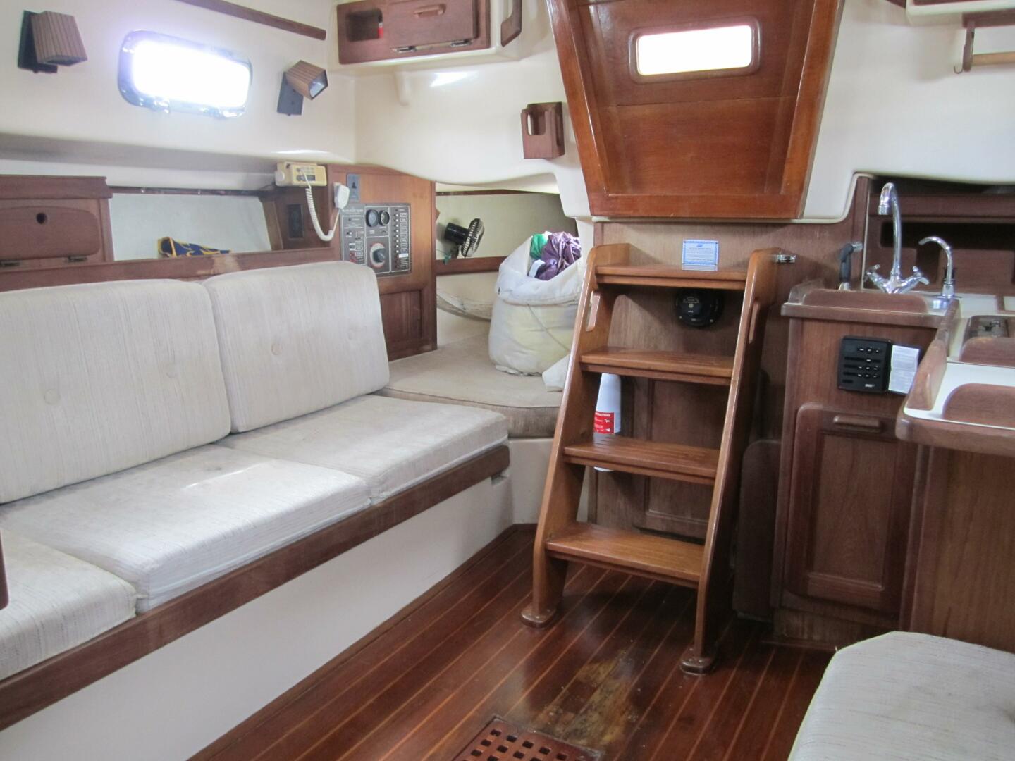 Isabella 27ft Island Packet Yacht For Sale