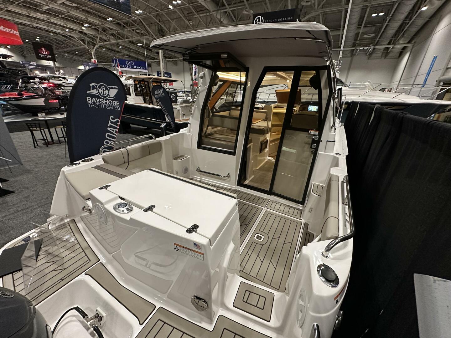 25ft Cutwater Yacht For Sale
