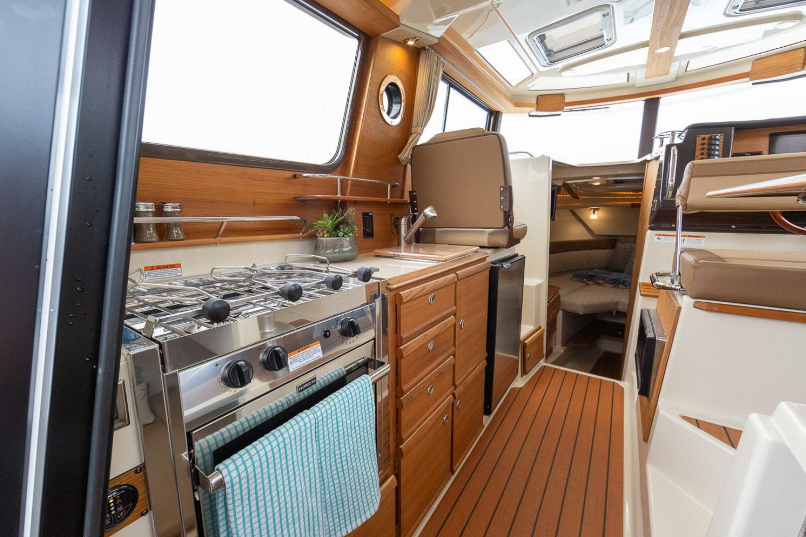 27ft Ranger Tugs Yacht For Sale
