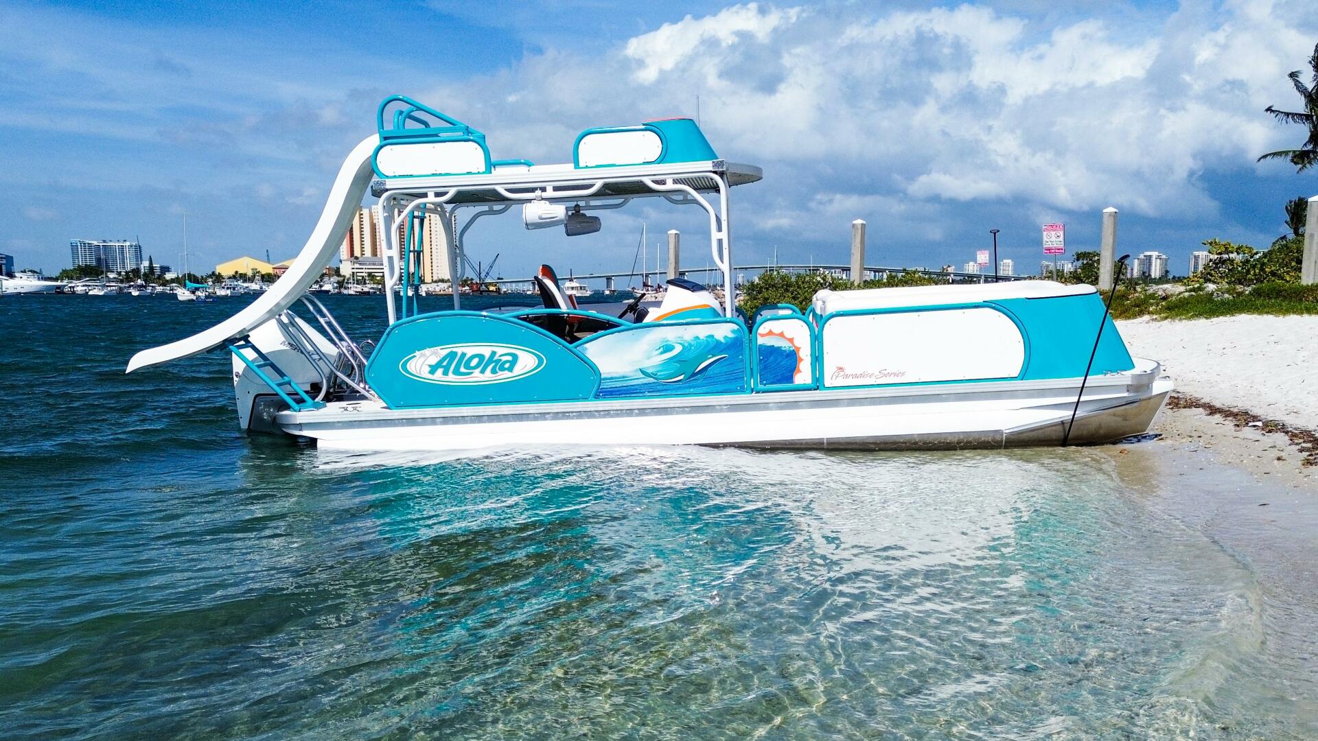 26ft Aloha Pontoon Yacht For Sale