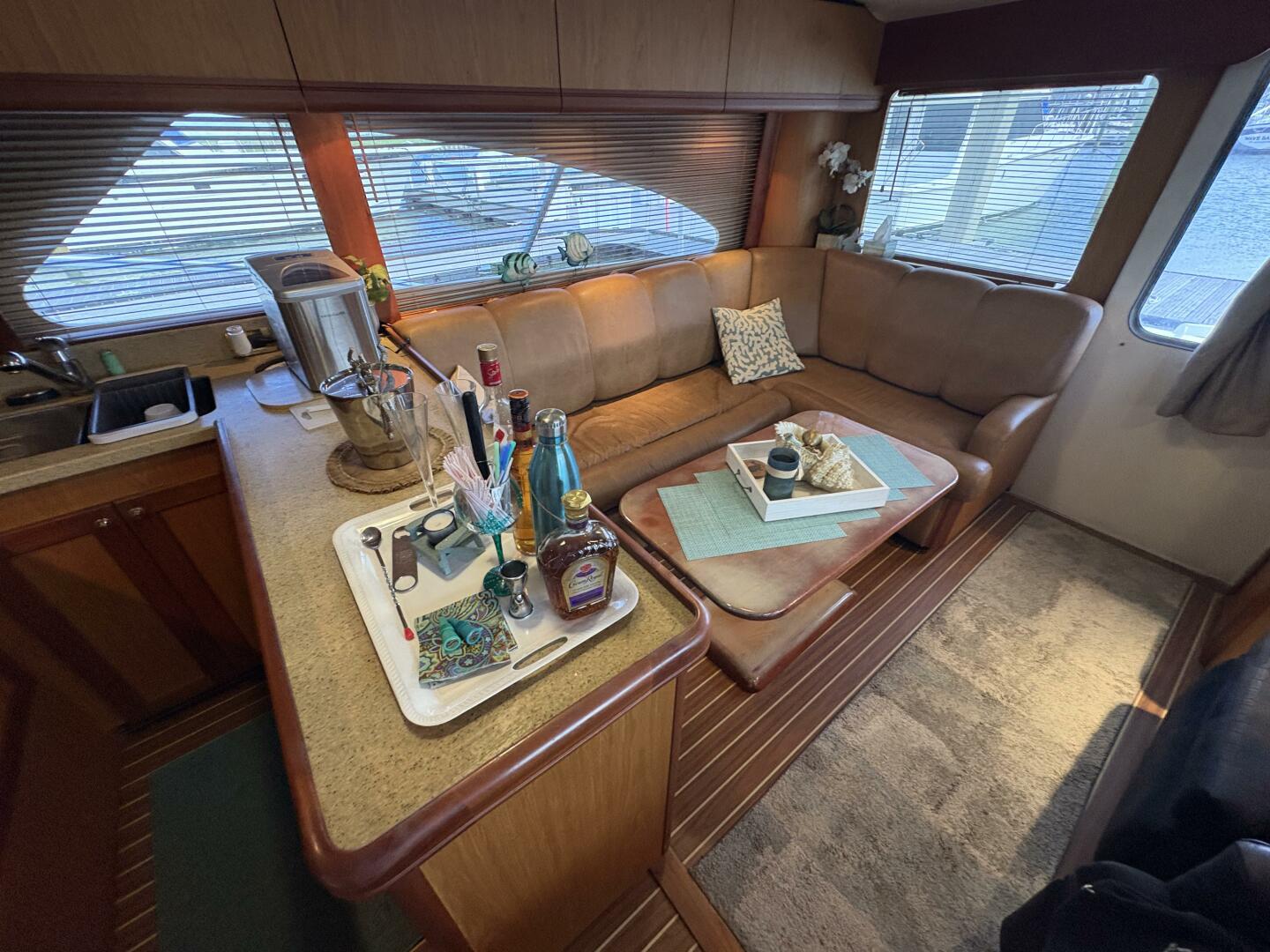 2005 Luhrs 41 Convertible 
