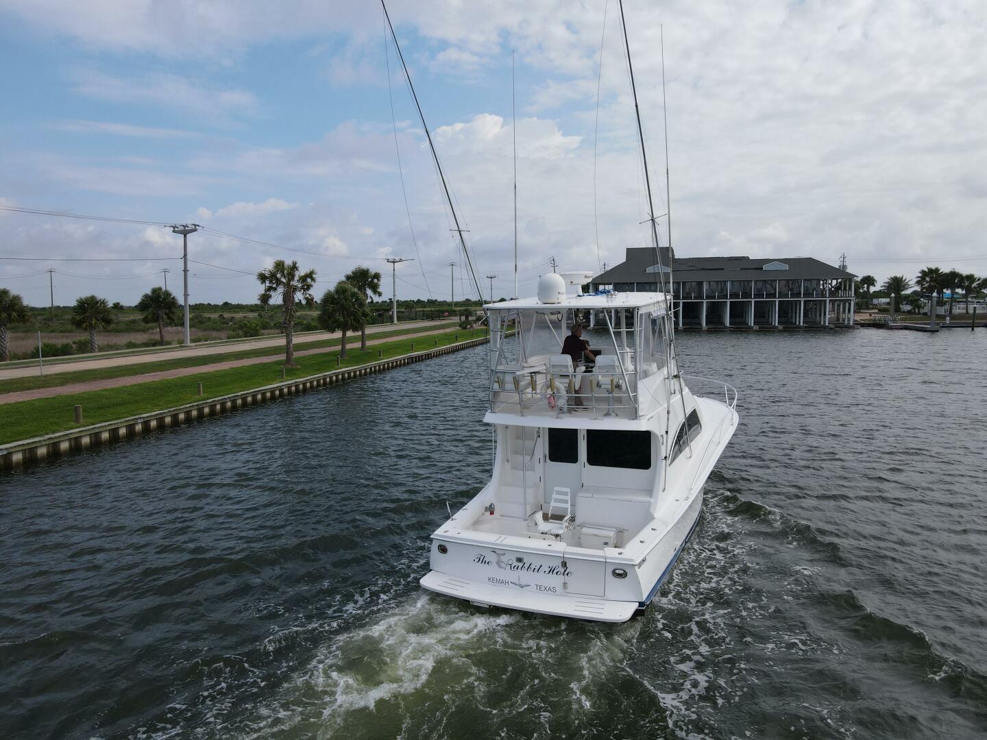 2005 Luhrs 41 Convertible 