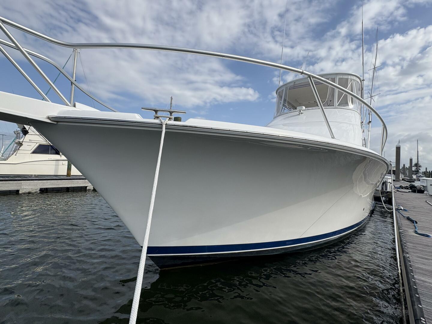 2005 Luhrs 41 Convertible 