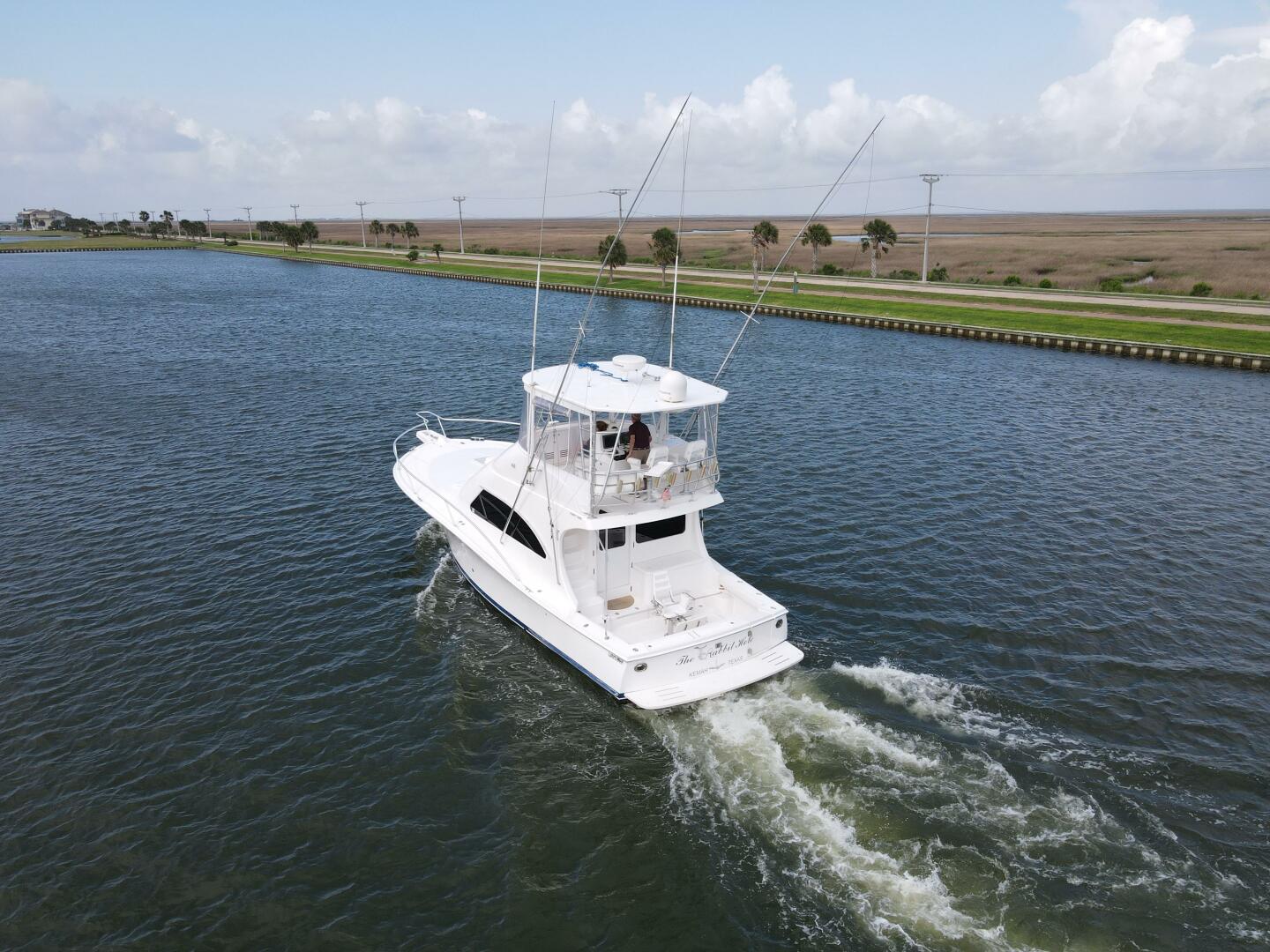 2005 Luhrs 41 Convertible 