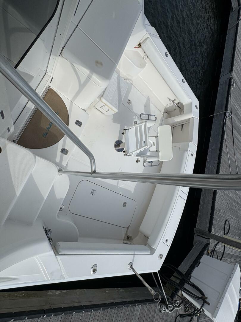 2005 Luhrs 41 Convertible 