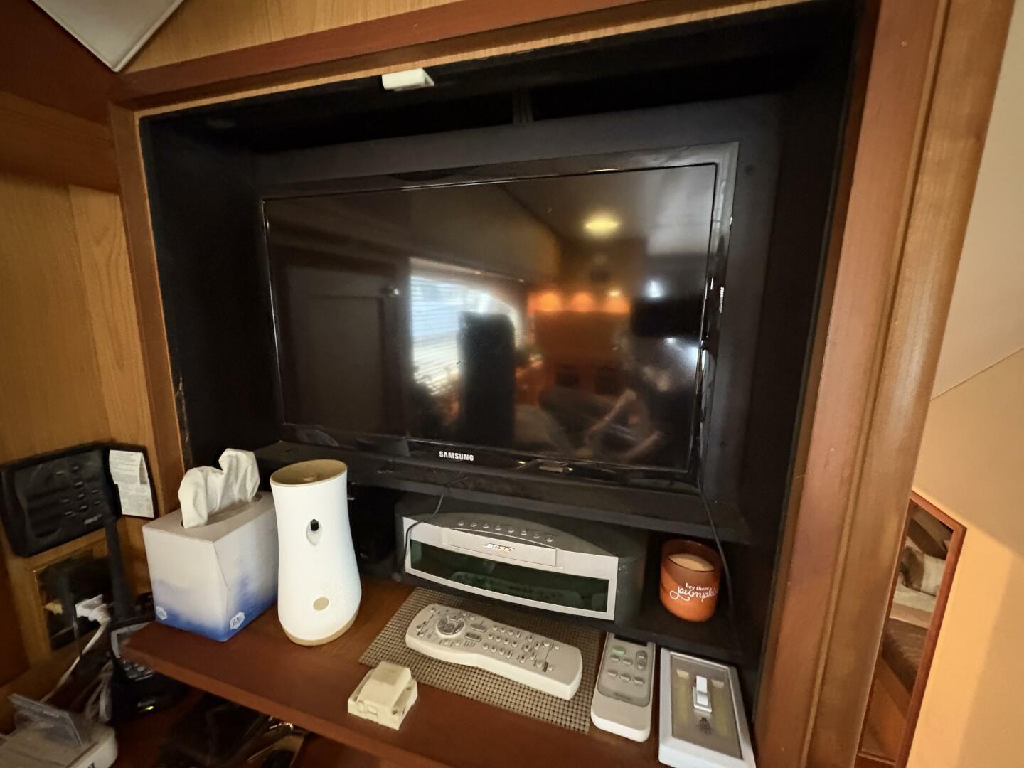 2005 Luhrs 41 Convertible 