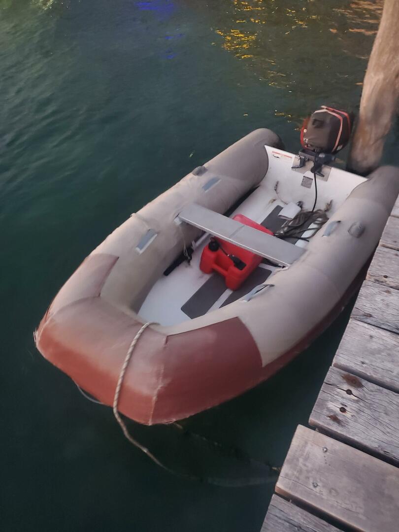 Moonshine 36ft Catalac Yacht For Sale