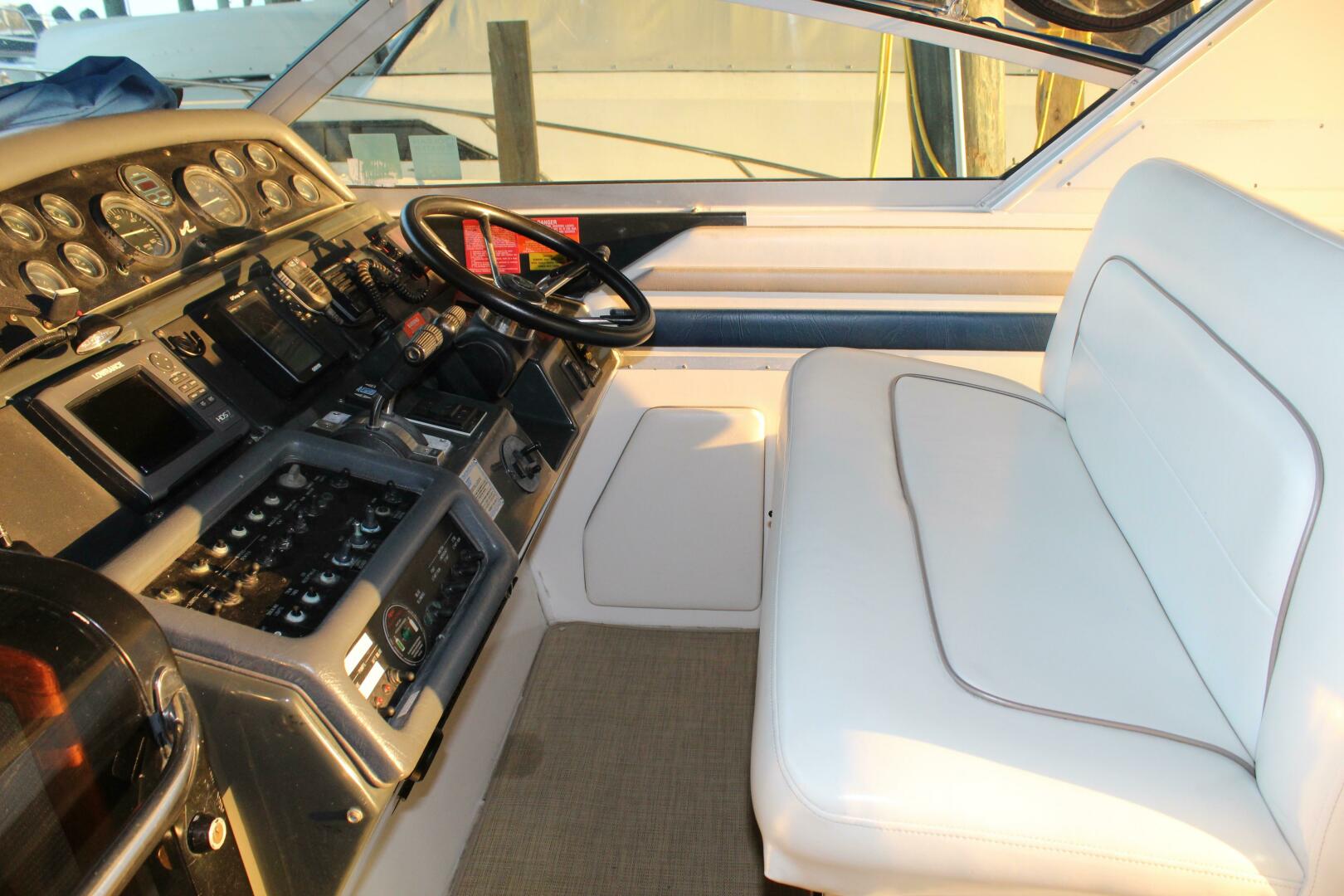 40ft Sea Ray Yacht For Sale