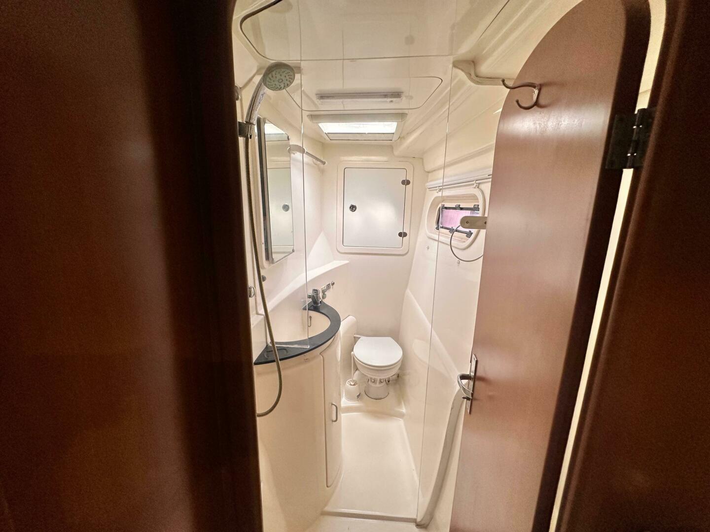 37ft Leopard Yacht For Sale