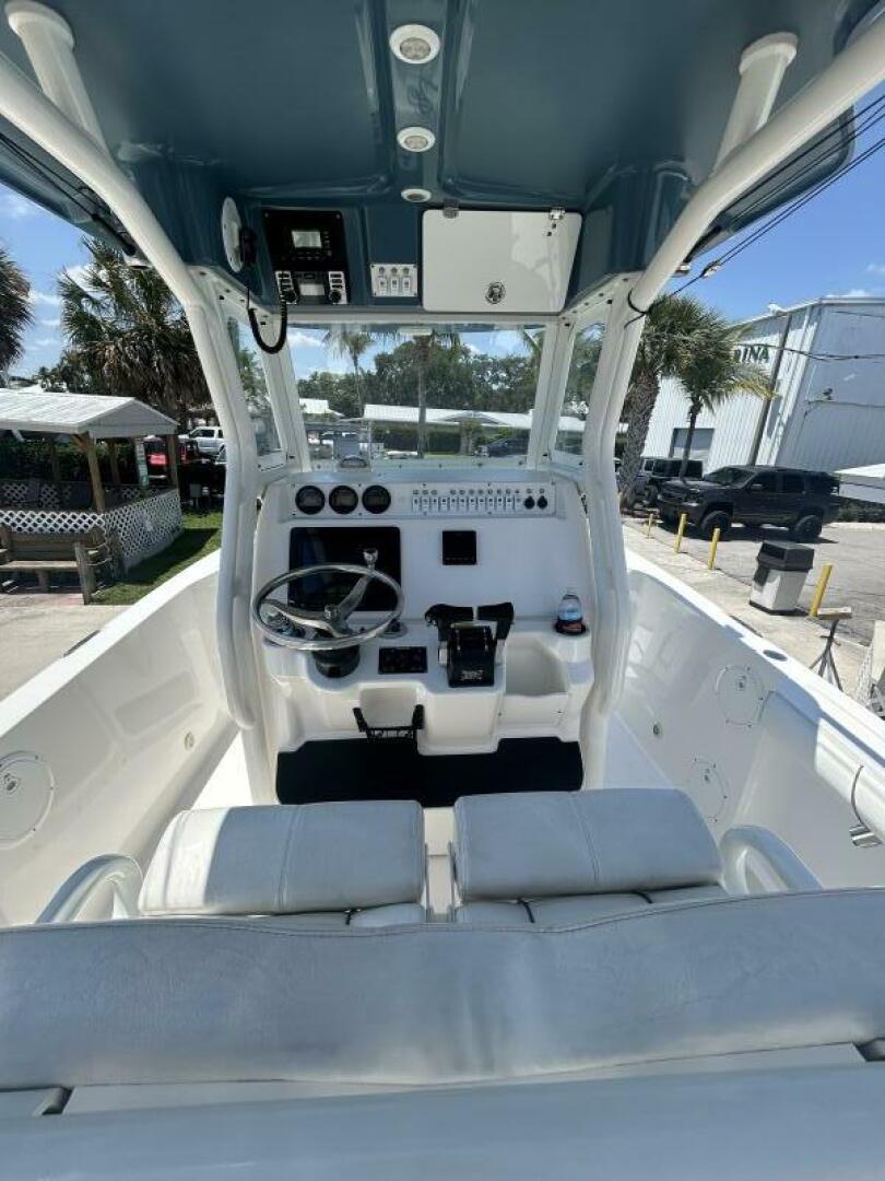 24ft Everglades Yacht For Sale