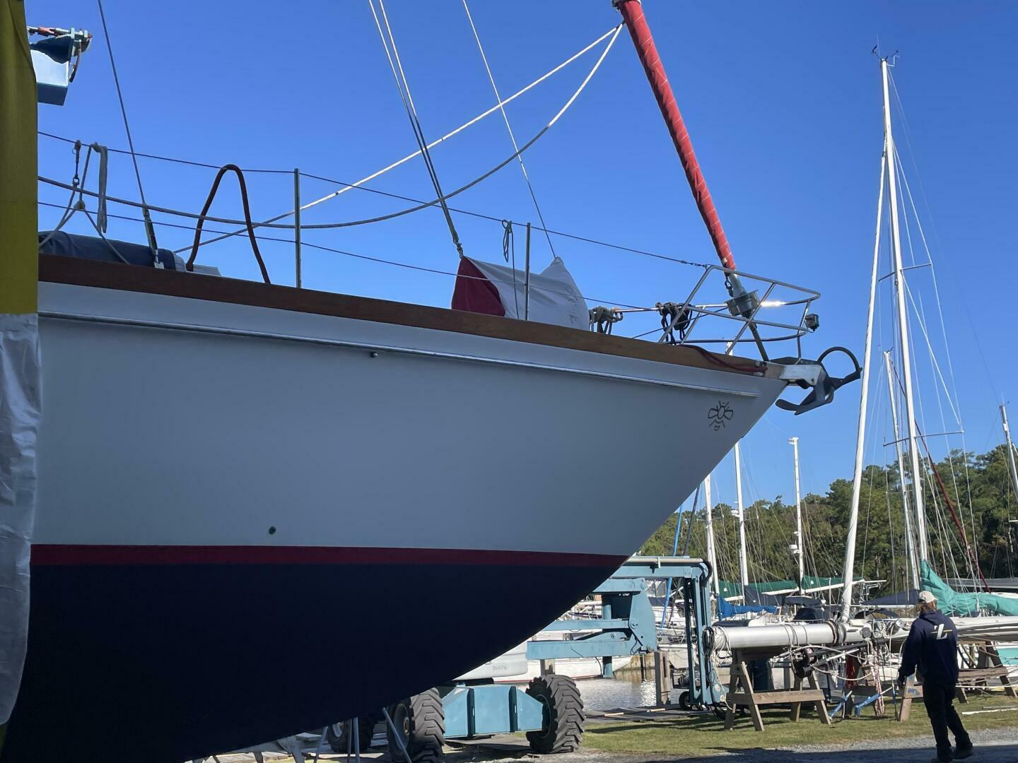 Bees Knees 45ft Creekmore Yacht For Sale