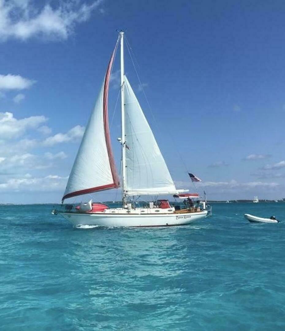Bees Knees 45ft Creekmore Yacht For Sale