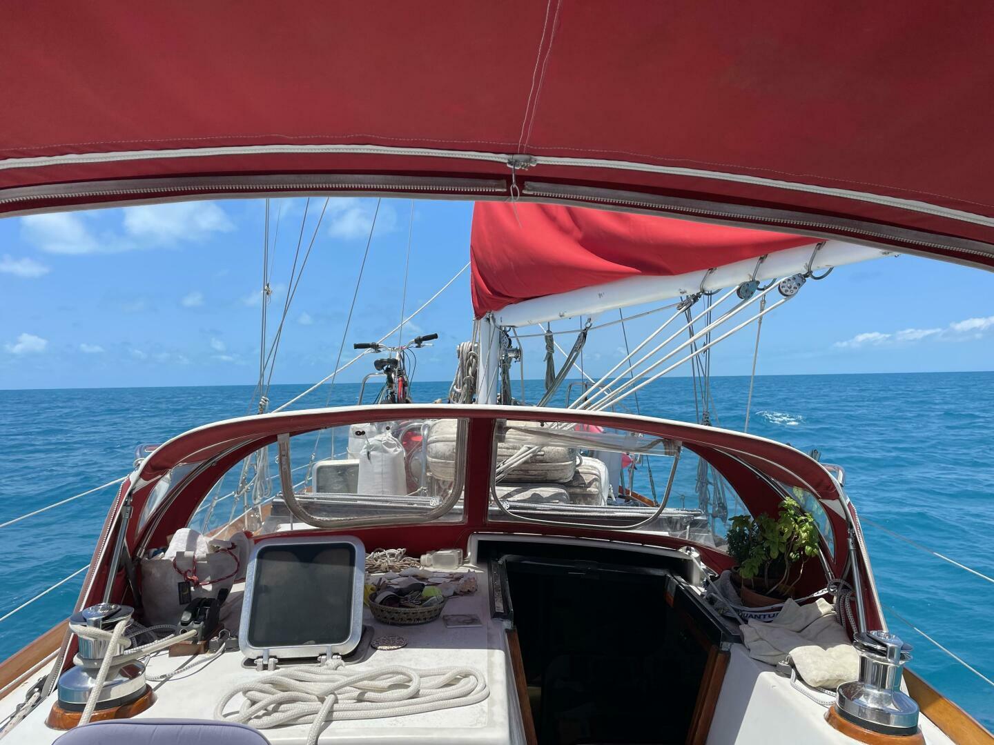 Bees Knees 45ft Creekmore Yacht For Sale