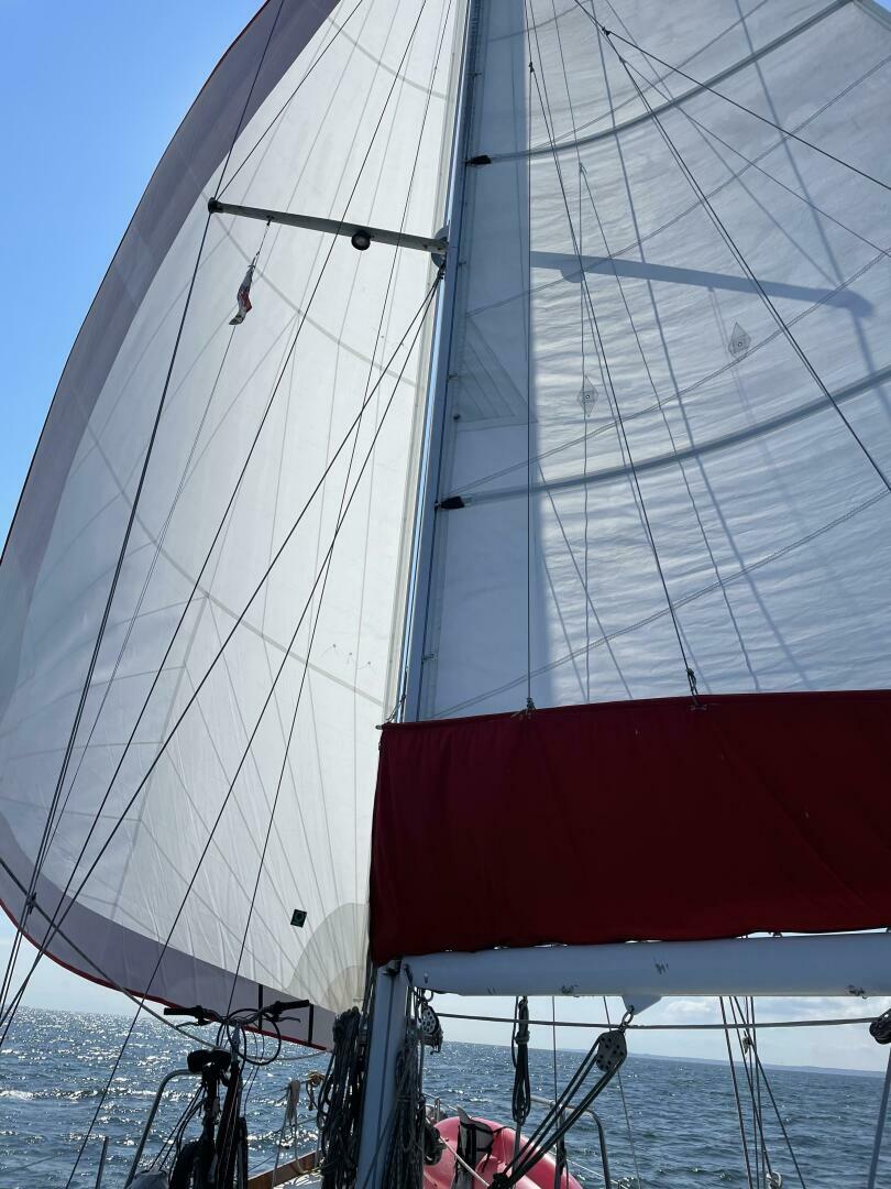 Bees Knees 45ft Creekmore Yacht For Sale
