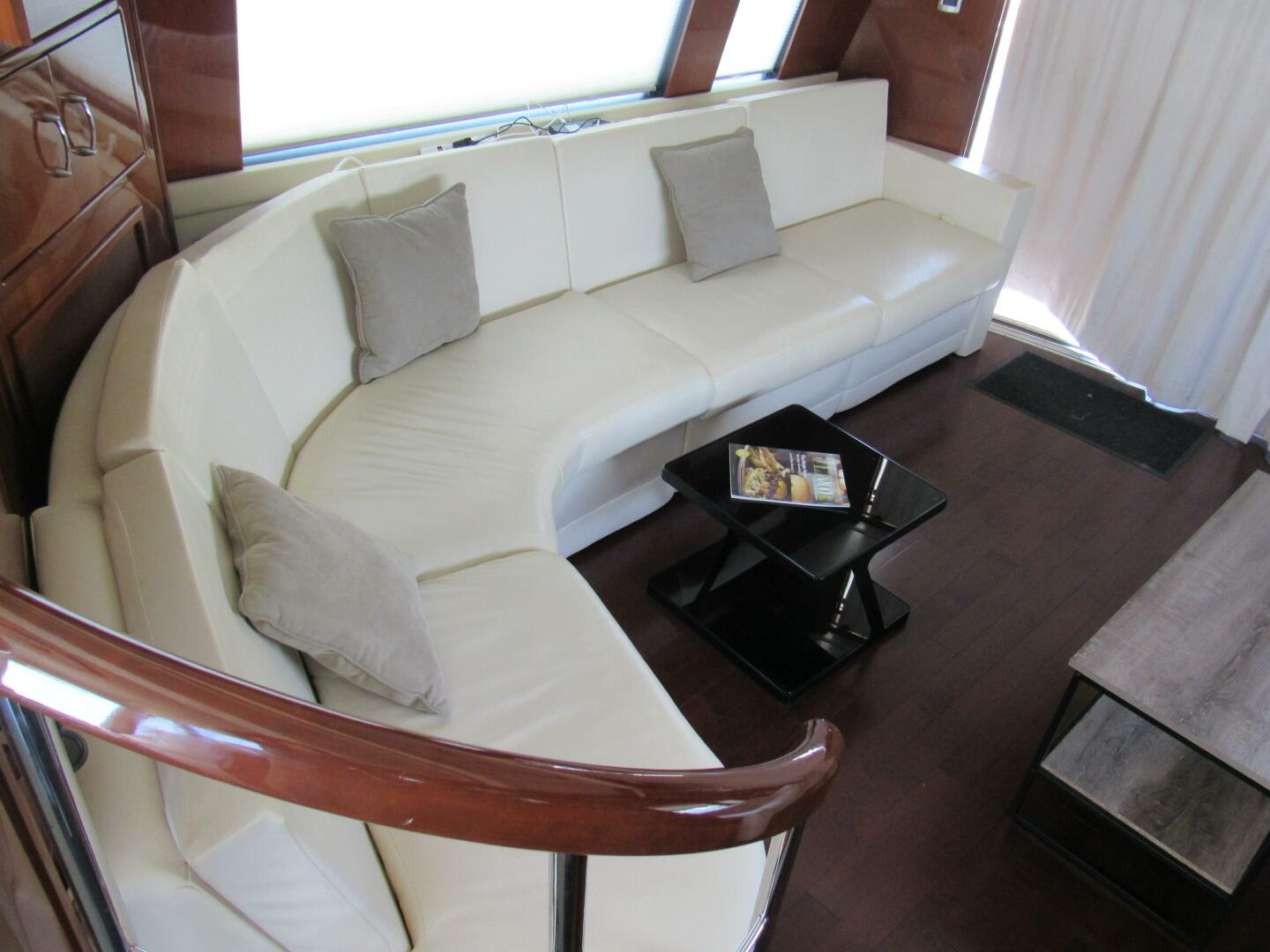 Salon Settee
