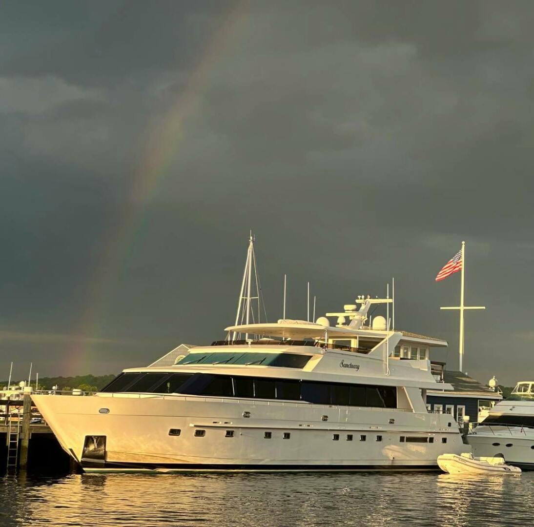 SANCTUARY 100ft Hargrave Yacht For Sale