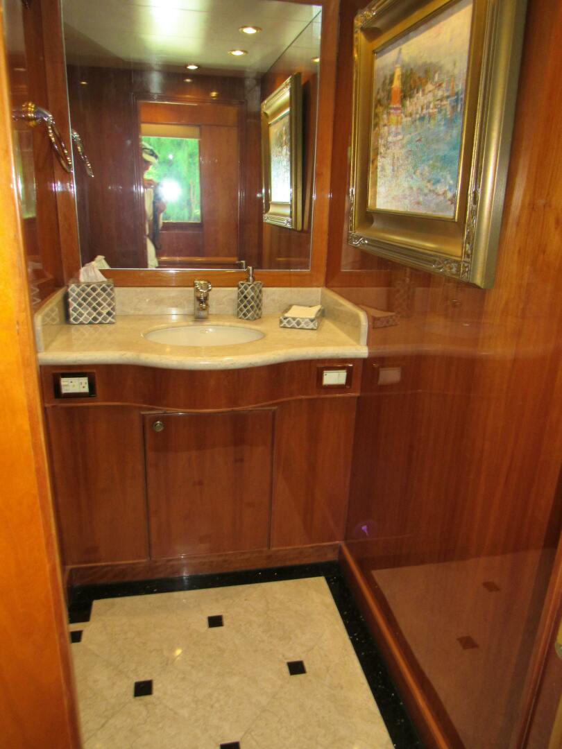 SANCTUARY 100ft Hargrave Yacht For Sale
