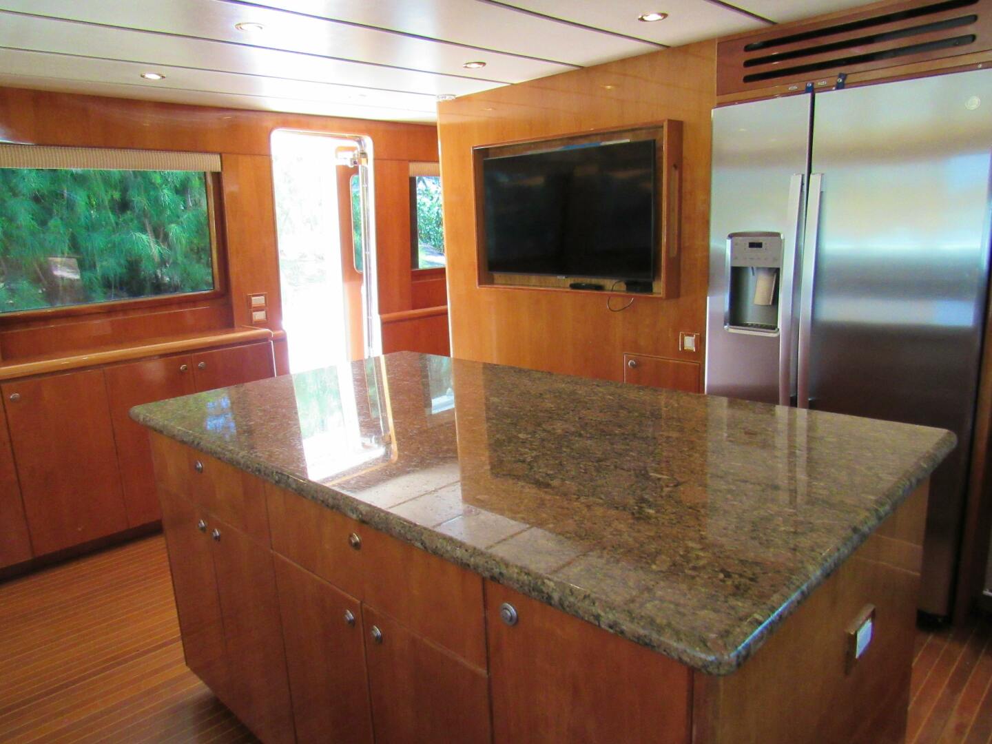 SANCTUARY 100ft Hargrave Yacht For Sale